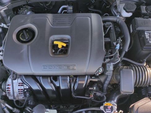 Certified 2024 Kia Forte LXS w/ LXS Technology Package image 25