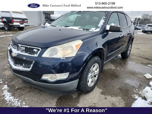 Used 2012 Chevrolet Traverse LS image 1