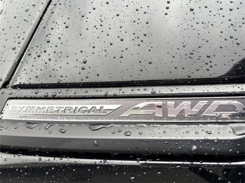 Used 2025 Subaru Forester Limited image 29