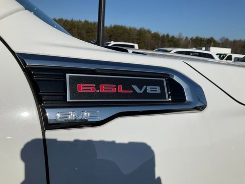 Used 2022 GMC Sierra 2500 SLE w/ SLE Convenience Package image 10