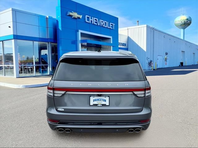 Used 2022 Lincoln Aviator Grand Touring w/ Equipment Group 301A AWD/4WD image 4