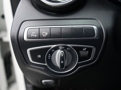 Used 2018 Mercedes-Benz GLC 43 AMG AMG GLC 43 image 27