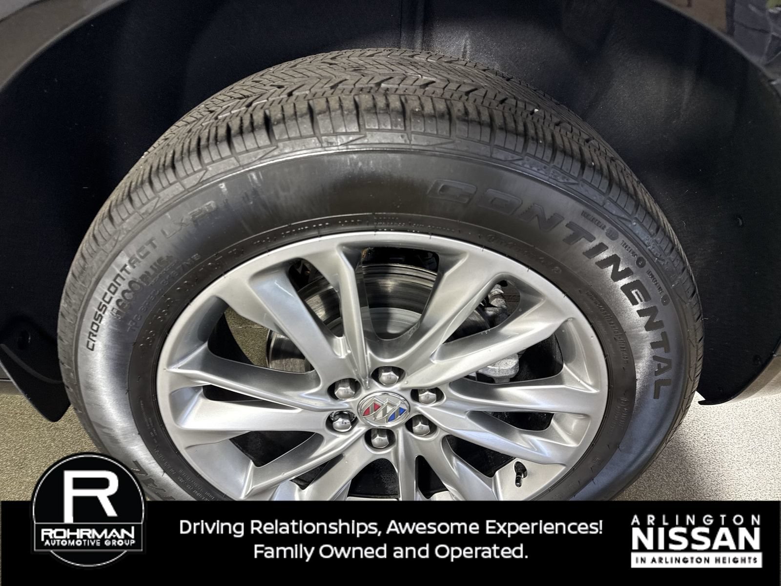 Used 2024 Buick Enclave Avenir w/ Trailering Package, 5000 lbs. AWD/4WD image 5
