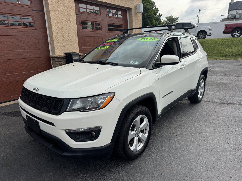 Used 2018 Jeep Compass Latitude w/ Popular Equipment Group AWD/4WD image 2