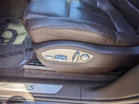 Used 2016 Porsche Macan S image 17