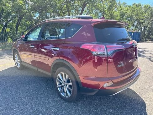 Used 2018 Toyota RAV4 Limited AWD/4WD image 6