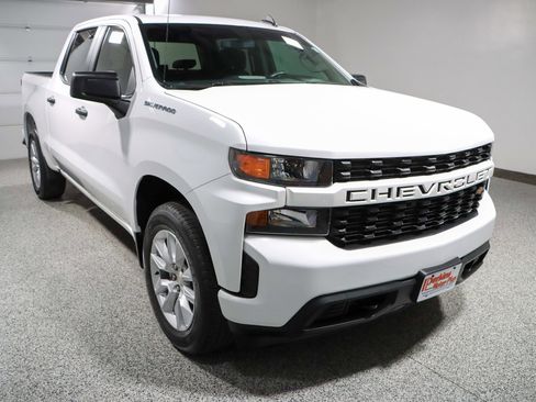 Used 2021 Chevrolet Silverado 1500 Custom image 5