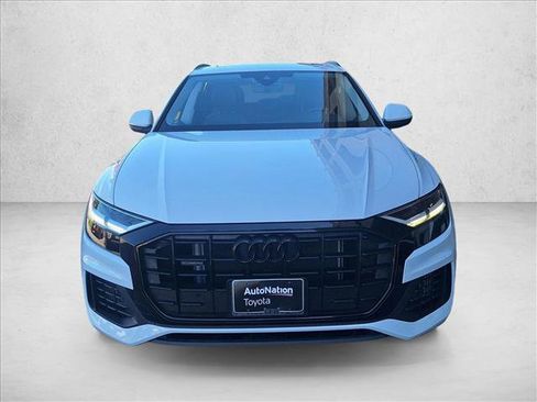 Used 2022 Audi Q8 Premium AWD/4WD image 2