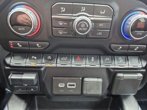 Used 2020 Chevrolet Silverado 1500 RST w/ All-Star Edition image 21