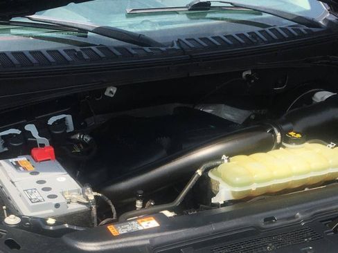 Used 2020 Ford Expedition Max XLT w/ Equipment Group 202A RWD image 38