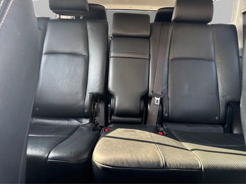 Used 2020 Toyota 4Runner Limited AWD/4WD image 15