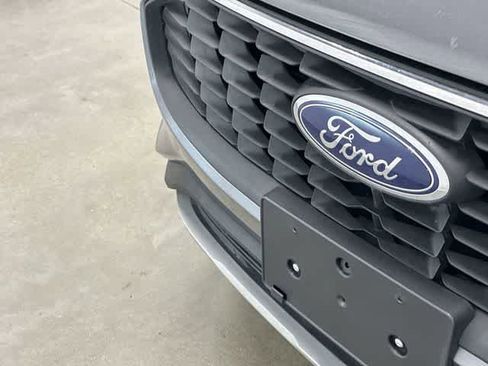 Used 2025 Ford Escape Active image 30