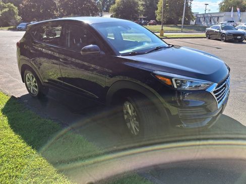 Used 2021 Hyundai Tucson SE AWD/4WD image 3