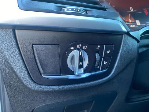 Used 2022 BMW X4 xDrive30i w/ Convenience Package image 17