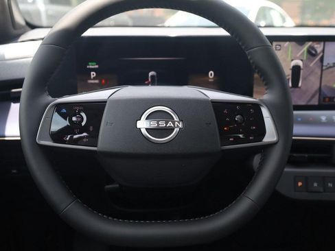 New 2026 Nissan Leaf SV+ w/ Floor Mat Package (SV+) FWD image 8