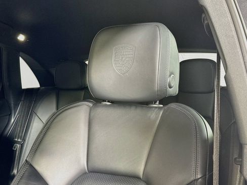 Certified 2021 Porsche Macan S AWD/4WD image 22