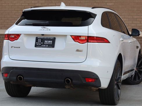 Used 2019 Jaguar F-PACE R-Sport AWD/4WD image 11