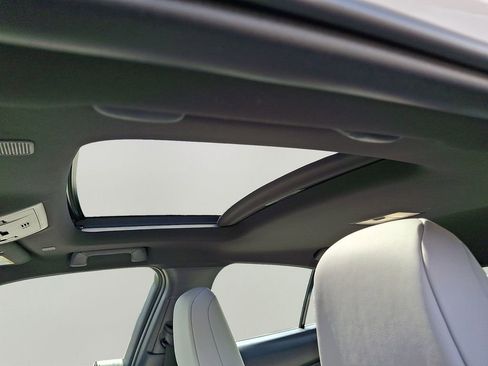Used 2026 Lexus UX 300h AWD w/ Accessory Package (Z1) image 15