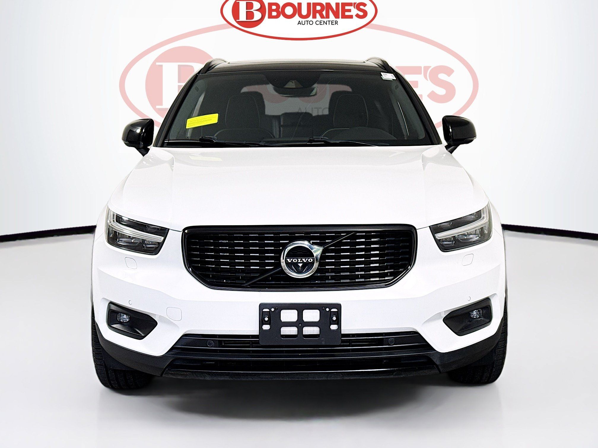 Used 2019 Volvo XC40 T5 R-Design AWD/4WD image 7