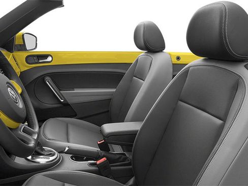 Used 2013 Volkswagen Beetle 2.5 FWD image 8