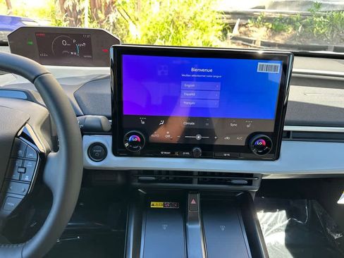 New 2026 Subaru Solterra Premium image 16