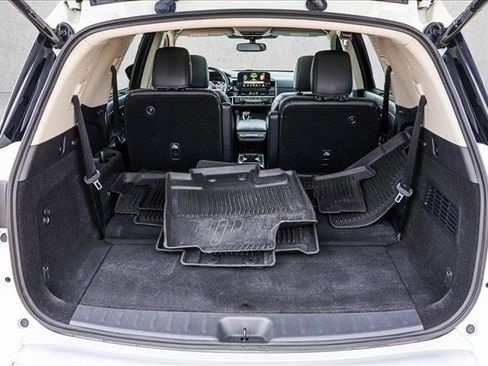 Used 2022 Nissan Pathfinder SL w/ SL Premium Package image 25