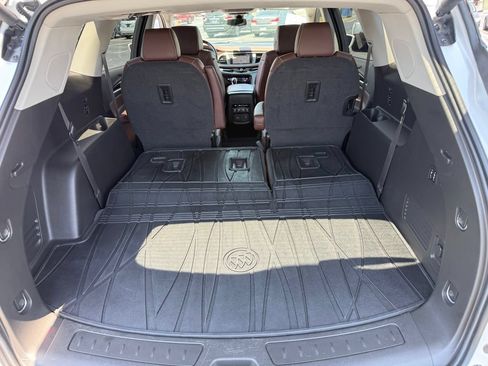 Used 2019 Buick Enclave Avenir w/ Avenir Technology Package FWD image 37