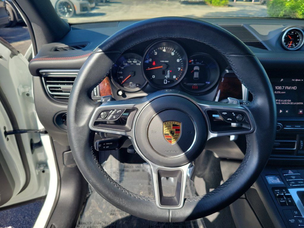 Used 2021 Porsche Macan AWD/4WD image 28