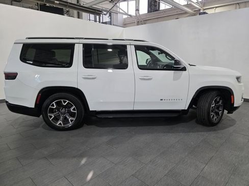 Used 2023 Jeep Wagoneer Series III w/ Preferred Equipment Group image 6