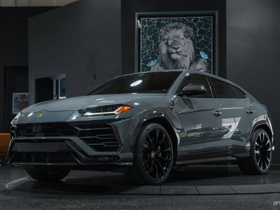 Used 2022 Lamborghini Urus