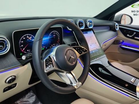 Used 2026 Mercedes-Benz GLC 350e 4MATIC image 21