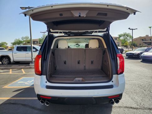 Used 2023 GMC Yukon Denali w/ LPO, Floor Liner Package RWD image 15
