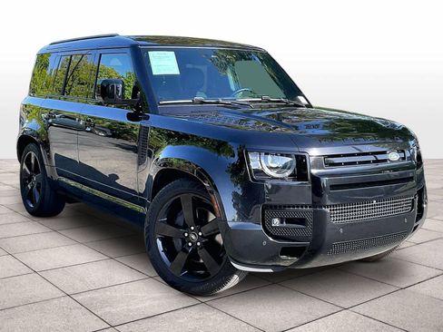 Used 2024 Land Rover Defender 110 X-Dynamic SE AWD/4WD image 2