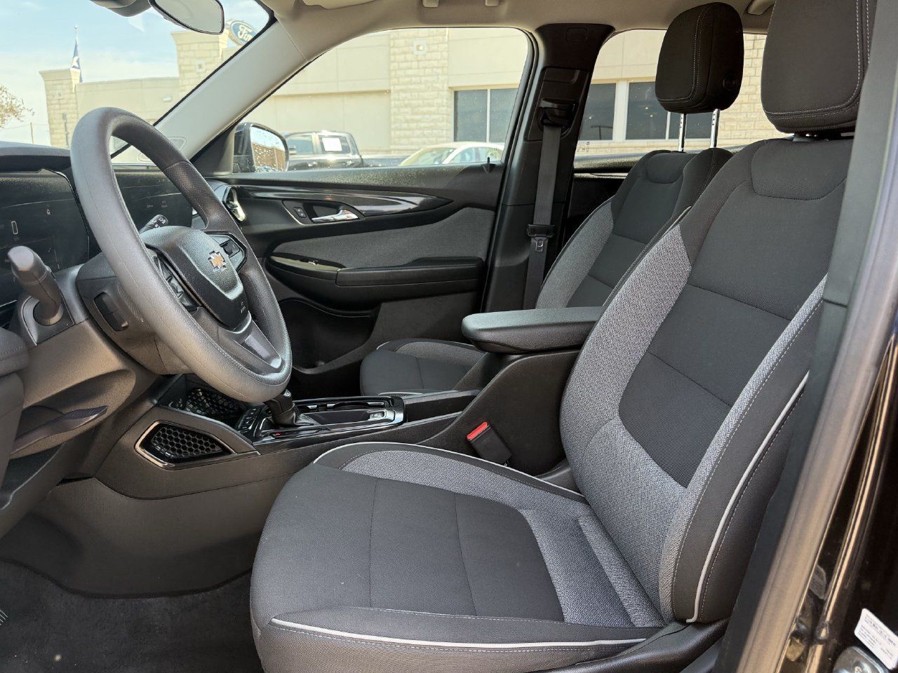 Used 2026 Chevrolet TrailBlazer LT w/ Driver Confidence Package FWD image 24