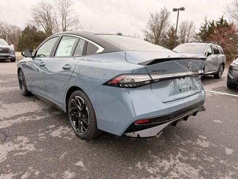 New 2026 Nissan Sentra SR w/ SR Premium Package FWD image 7