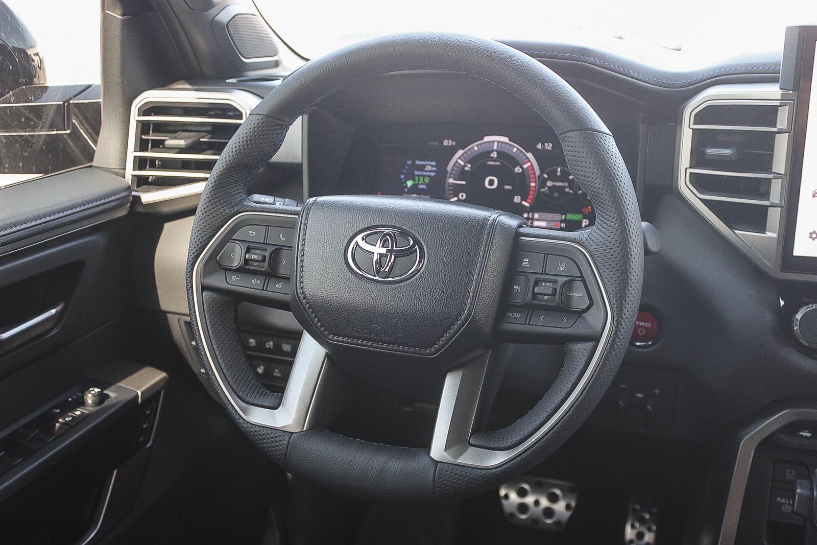 New 2026 Toyota Sequoia Platinum w/ TRD Off-Road Package AWD/4WD image 18