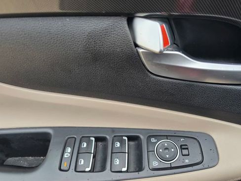 Used 2023 Hyundai Santa Fe SEL AWD/4WD image 21