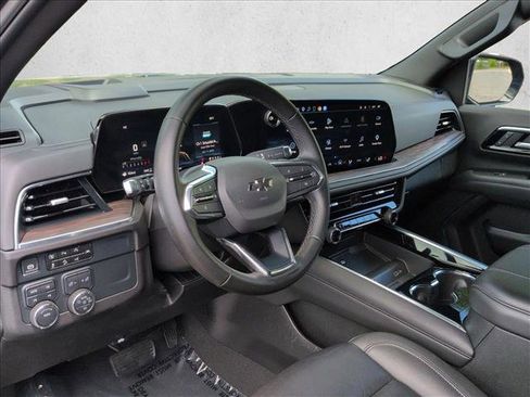 Certified 2025 Chevrolet Tahoe Z71 AWD/4WD image 18
