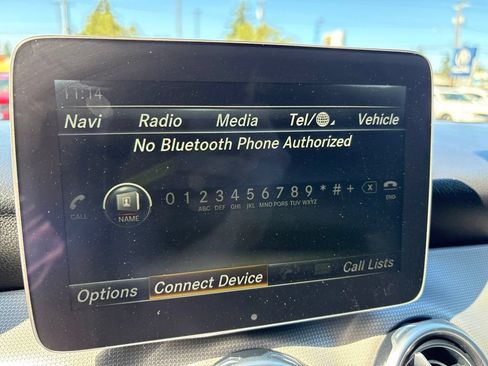Used 2018 Mercedes-Benz GLA 250 4MATIC image 19