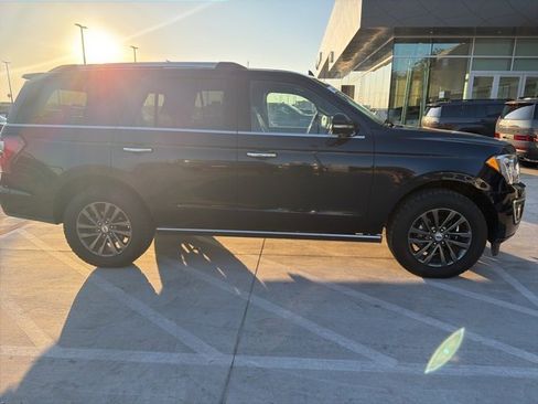 Used 2021 Ford Expedition Limited image 12