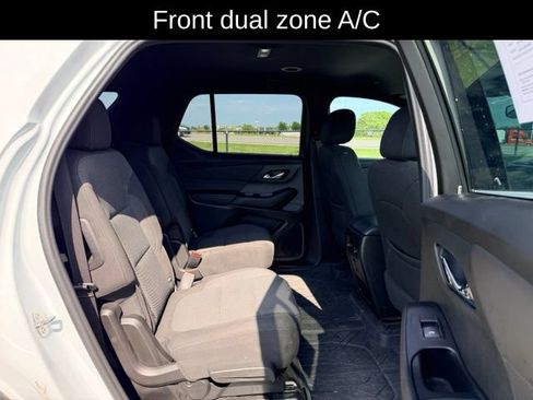 Certified 2023 Chevrolet Traverse LT AWD/4WD image 10