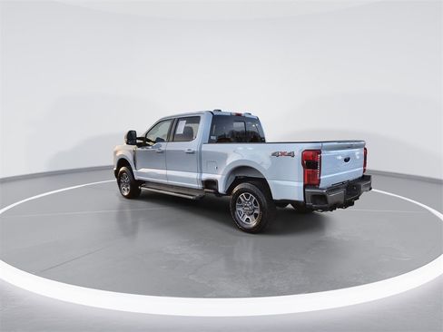 Used 2023 Ford F250 Lariat image 6