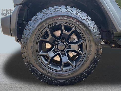 Used 2020 Jeep Wrangler Sport AWD/4WD image 33