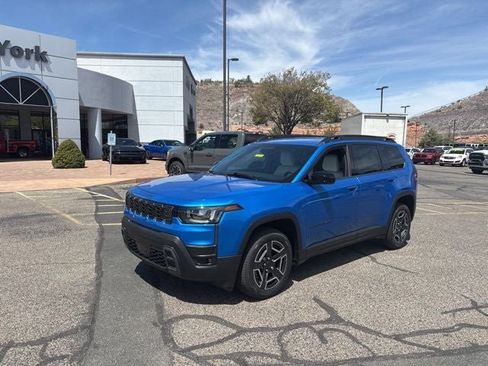 New 2026 Jeep Cherokee Laredo AWD/4WD image 2