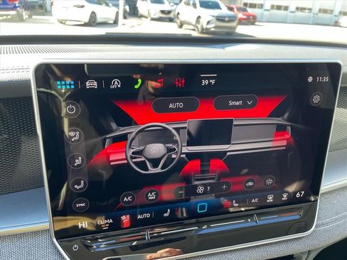 New 2026 Volkswagen Tiguan S FWD image 10