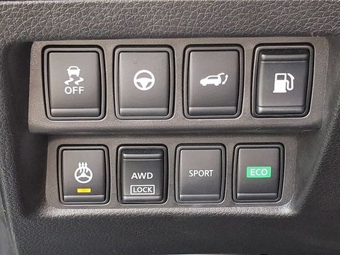 Used 2018 Nissan Rogue SL w/ Premium Package AWD/4WD image 27