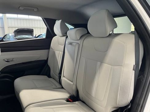 Used 2025 Hyundai Tucson SEL FWD image 17