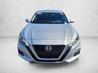 Used 2019 Nissan Altima 2.5 SV video 2