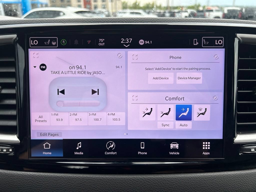 Used 2025 Chrysler Pacifica Select FWD image 28