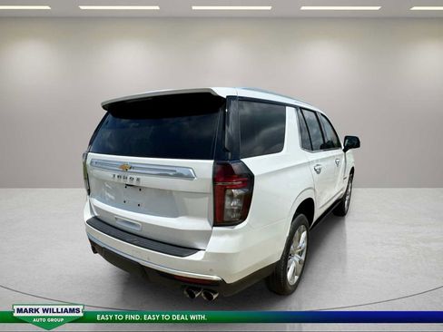 Used 2024 Chevrolet Tahoe High Country AWD/4WD image 3